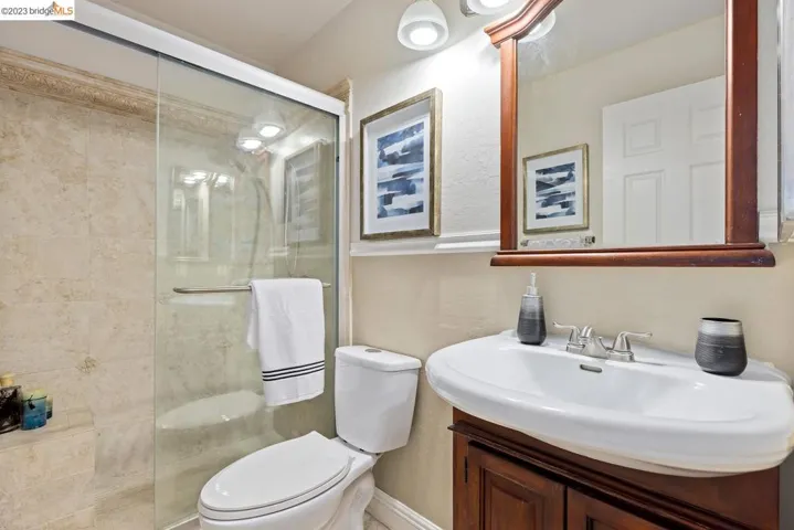 2463 Bay Meadows Cir, Pleasanton, California 94566