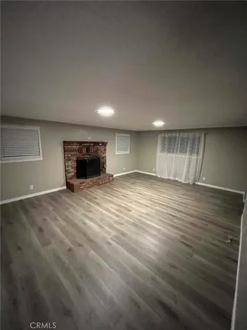 Large Living Room with Fireplace