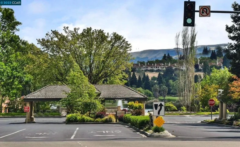 30 Eagle Lake Place 23, San Ramon, California 94582