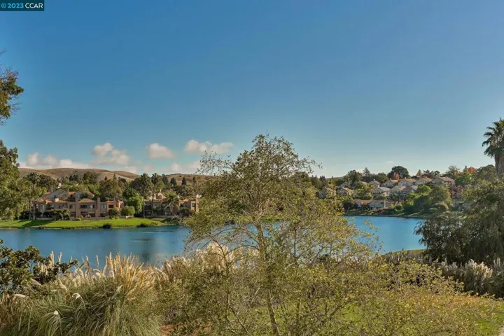 30 Eagle Lake Place 23, San Ramon, California 94582