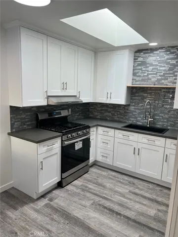 300 Calle Miramar Unit A, Redondo Beach, California 90277