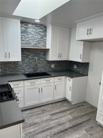 300 Calle Miramar Unit A, Redondo Beach, California 90277