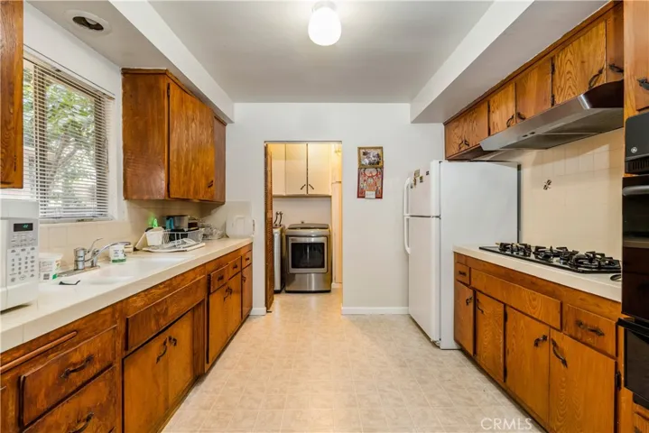 2010 Manhattan Beach Boulevard, Redondo Beach, California 90278