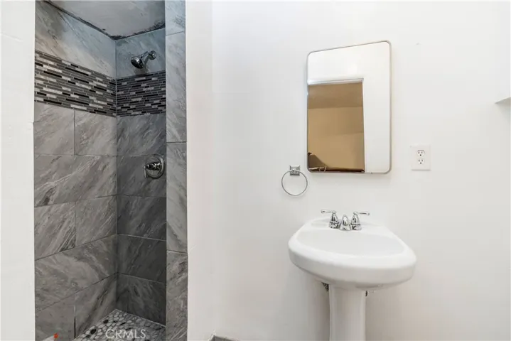2010 Manhattan Beach Boulevard, Redondo Beach, California 90278