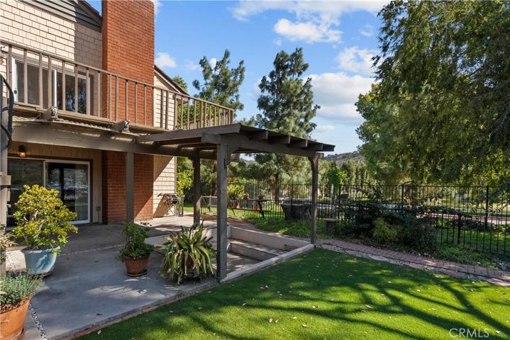32038 Waterside Lane, Westlake Village, California 91361