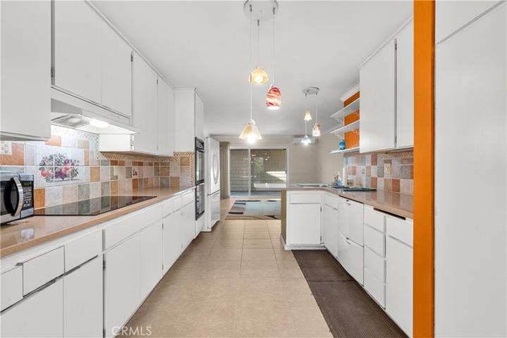 32038 Waterside Lane, Westlake Village, California 91361
