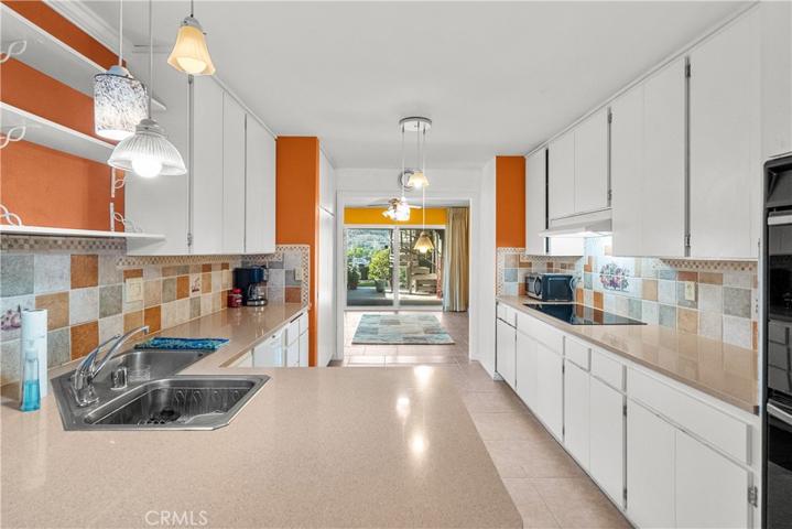 32038 Waterside Lane, Westlake Village, California 91361