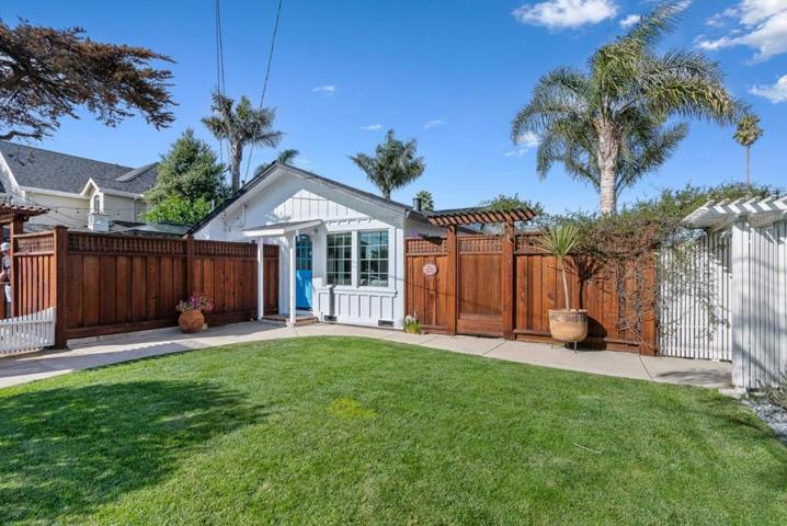 401 35th Avenue, Santa Cruz, California 95062