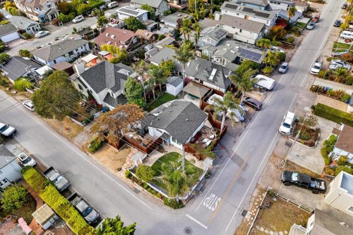 401 35th Avenue, Santa Cruz, California 95062