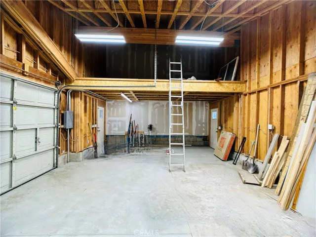 2235 Lausanne Drive, Wrightwood, California 92397