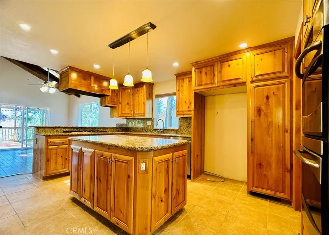 2235 Lausanne Drive, Wrightwood, California 92397