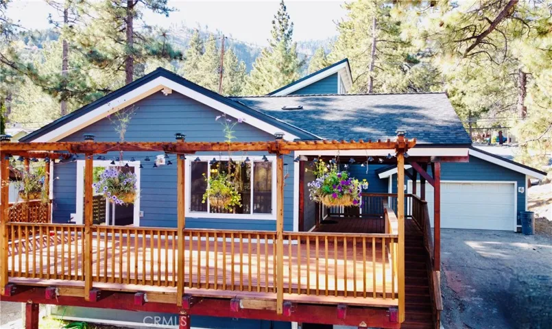 2235 Lausanne Drive, Wrightwood, California 92397