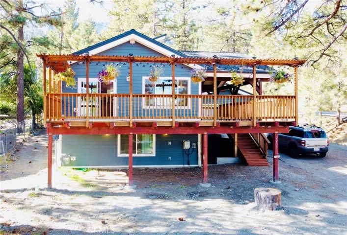 2235 Lausanne Drive, Wrightwood, California 92397
