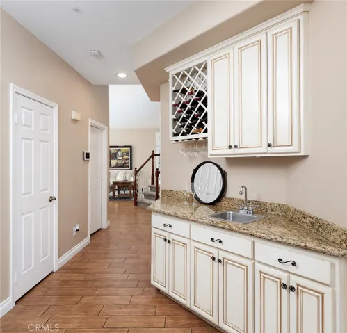 230 S Willowcreek Lane, Anaheim Hills, California 92808