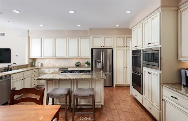 230 S Willowcreek Lane, Anaheim Hills, California 92808