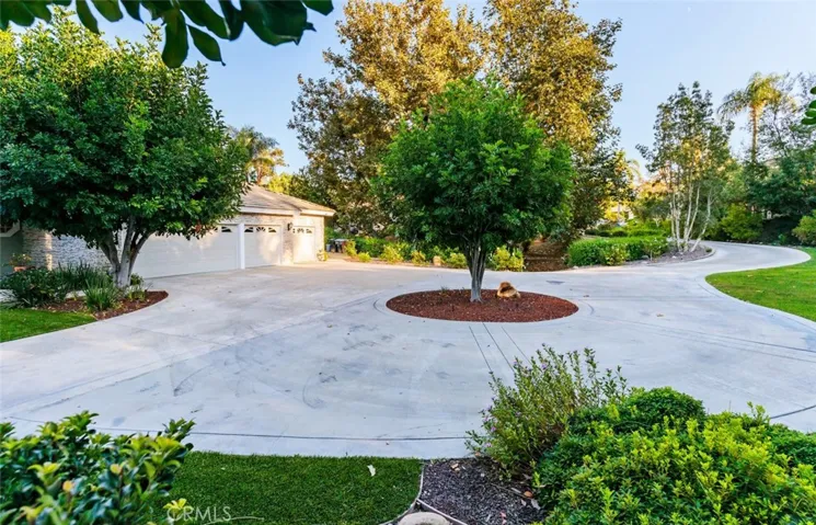 230 S Willowcreek Lane, Anaheim Hills, California 92808