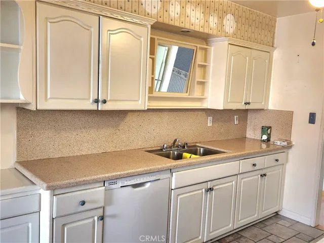 952 E Alford Street, Azusa, California 91702