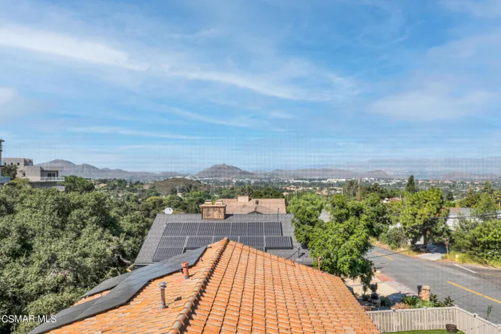 327 S Ventu Park Rd -31