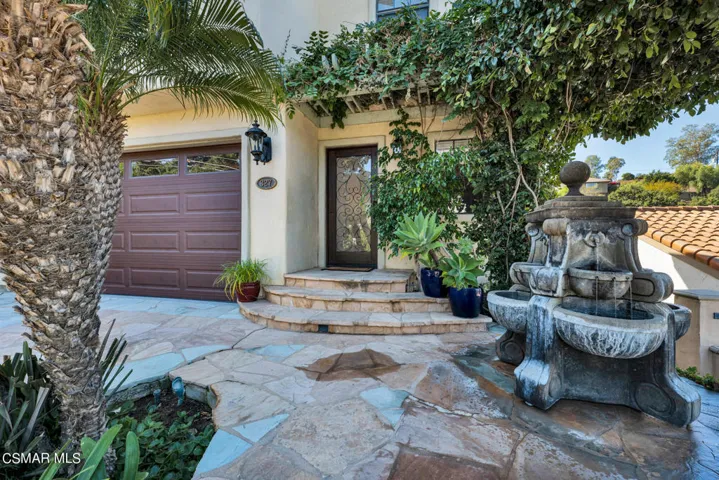 327 S Ventu Park Rd -4