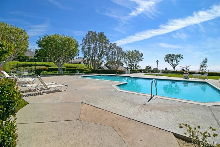 18 New Chardon Unit 58, Laguna Niguel, California 92677