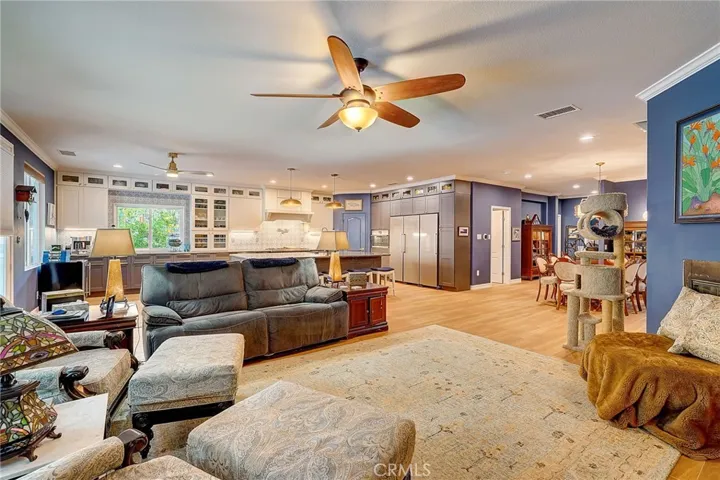 3336 Clearing Lane, Corona, California 92882