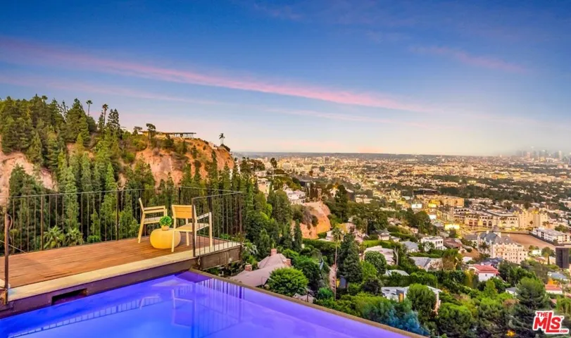 8425 Hillside Avenue, Los Angeles, California 90069
