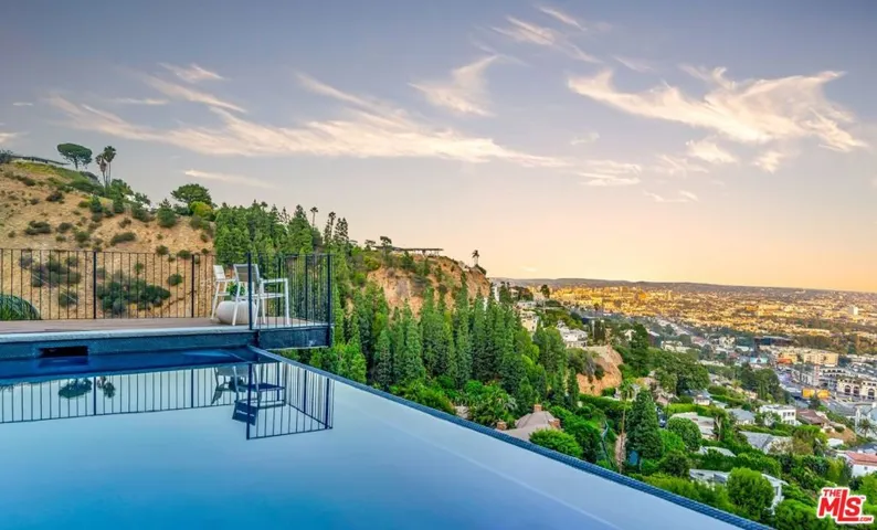 8425 Hillside Avenue, Los Angeles, California 90069