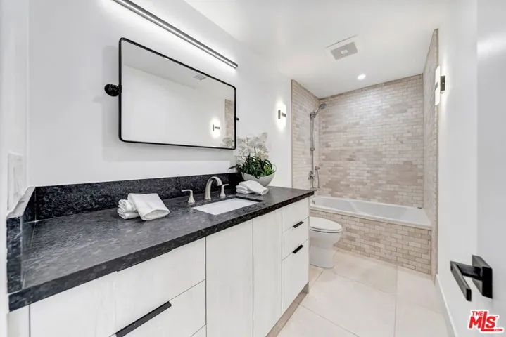 8425 Hillside Avenue, Los Angeles, California 90069
