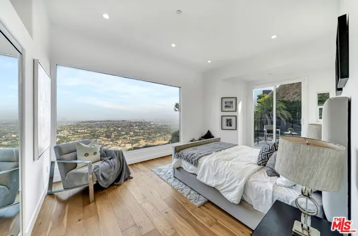8425 Hillside Avenue, Los Angeles, California 90069