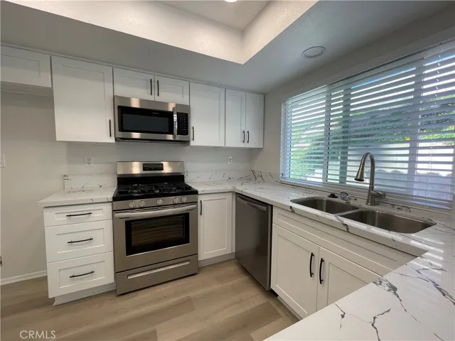 311 Gabrielle Way, Redlands, California 92374