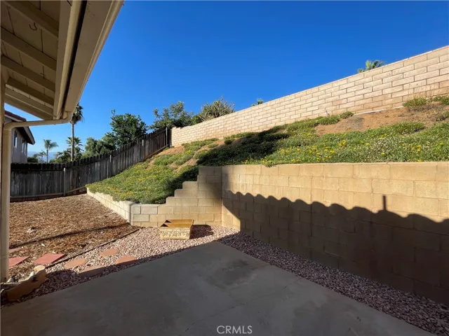 311 Gabrielle Way, Redlands, California 92374