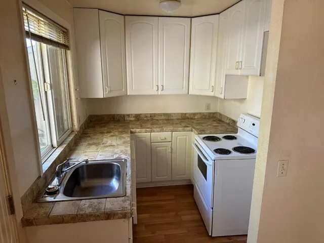 102 Colorado Avenue, Palo Alto, California 94301