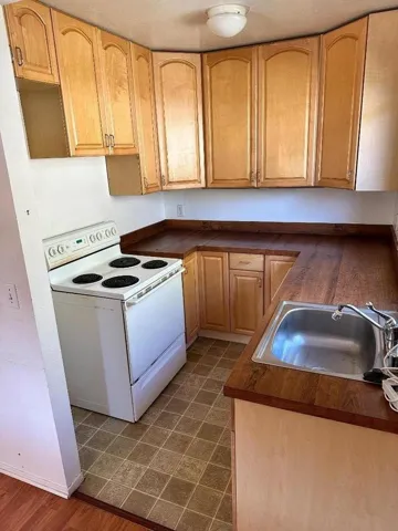 102 Colorado Avenue, Palo Alto, California 94301