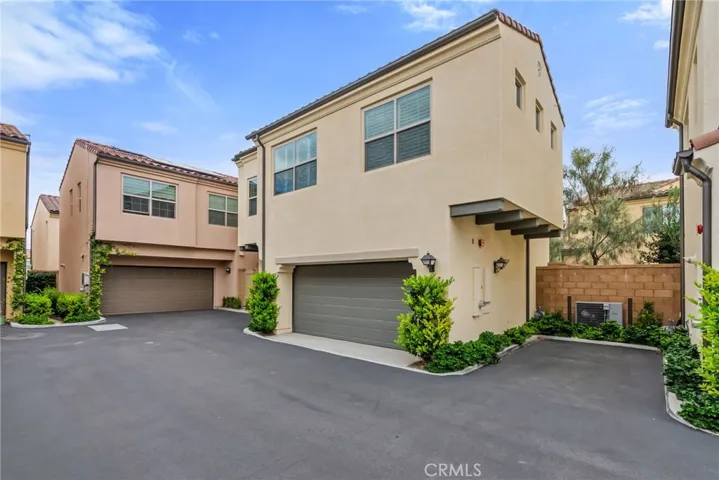 107 Messenger, Irvine, California 92618