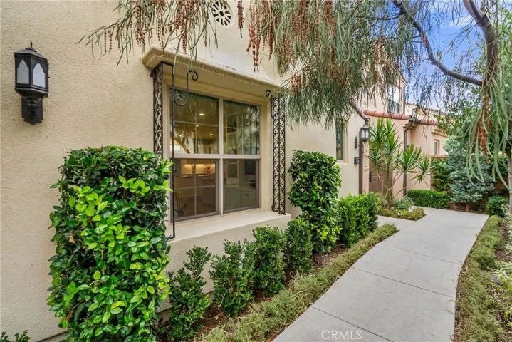 107 Messenger, Irvine, California 92618