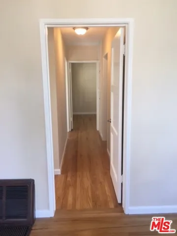 Hallway leading to BRs & BA