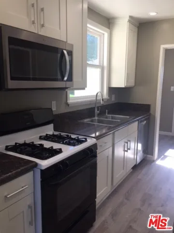 Newly Remodeled Kitchen