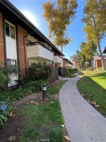 31556 Agoura Road 7, Westlake Village, California 91361