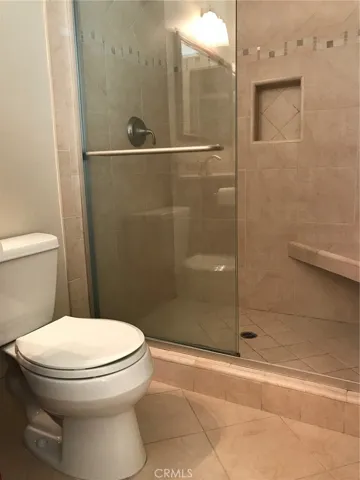 31556 Agoura Road 7, Westlake Village, California 91361