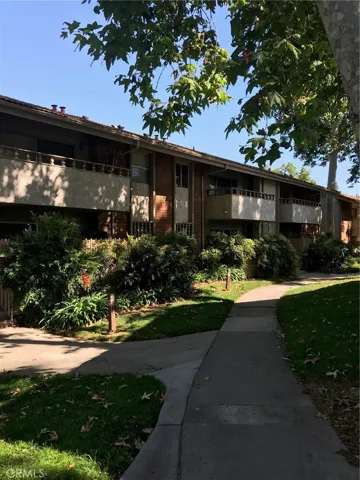 31556 Agoura Road 7, Westlake Village, California 91361