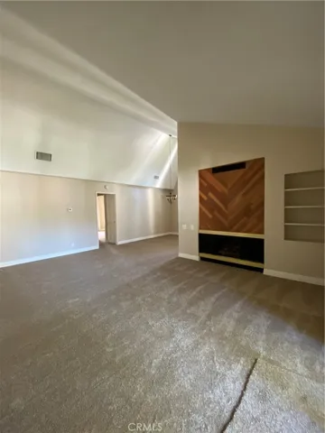 31556 Agoura Road 7, Westlake Village, California 91361