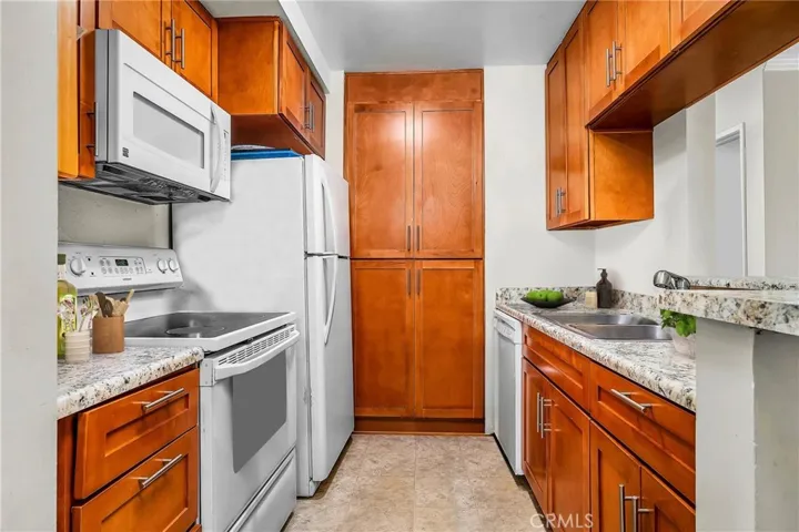 23326 Sesame Street Unit F, Torrance, California 90502