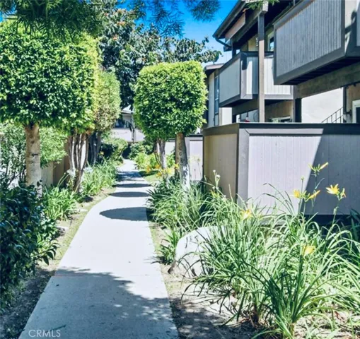 23326 Sesame Street Unit F, Torrance, California 90502