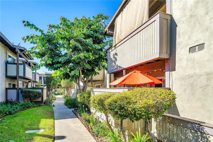 23326 Sesame Street Unit F, Torrance, California 90502