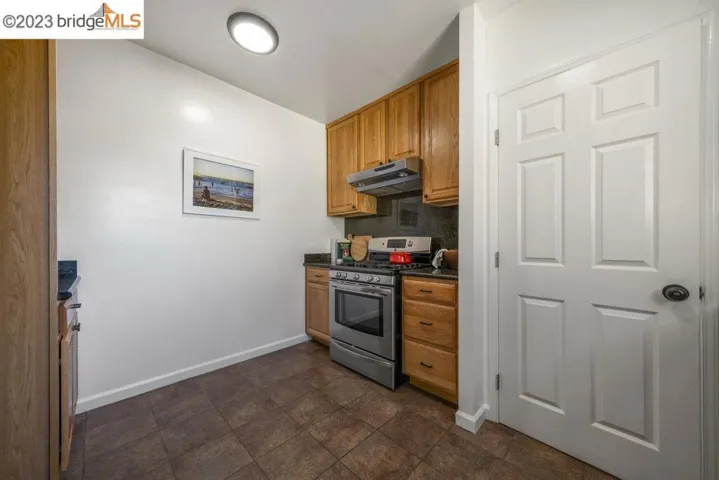 2424 Garvin Ave, Richmond, California 94804