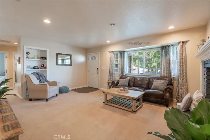1902 Tulipwood Drive, Paso Robles, California 93446