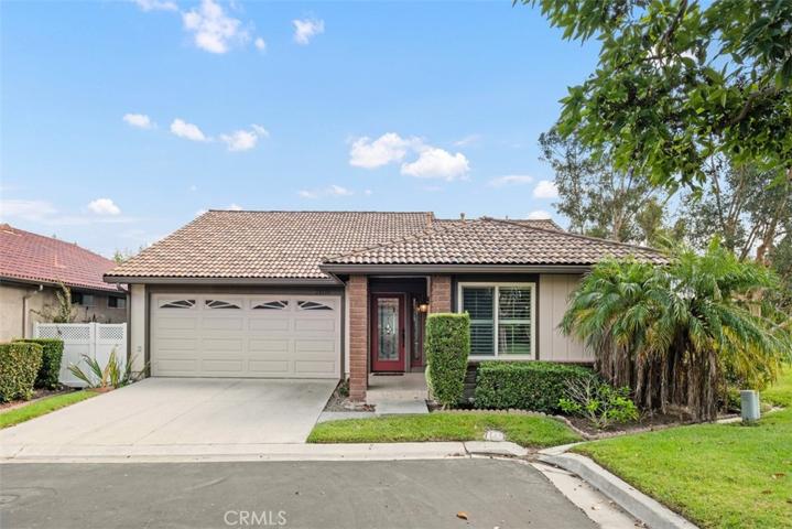 Welcome Home to 28326 Zarza!