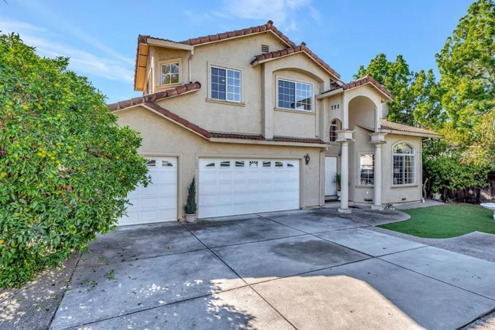 751 Pecan Way, Campbell, California 95008