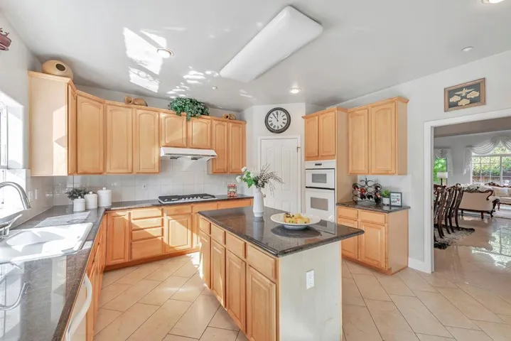 751 Pecan Way, Campbell, California 95008