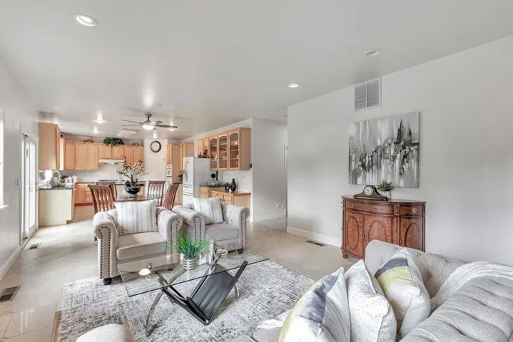 751 Pecan Way, Campbell, California 95008